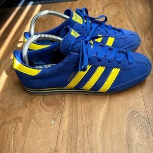 Adidas Zurro Spzl blue and yellow 7.5